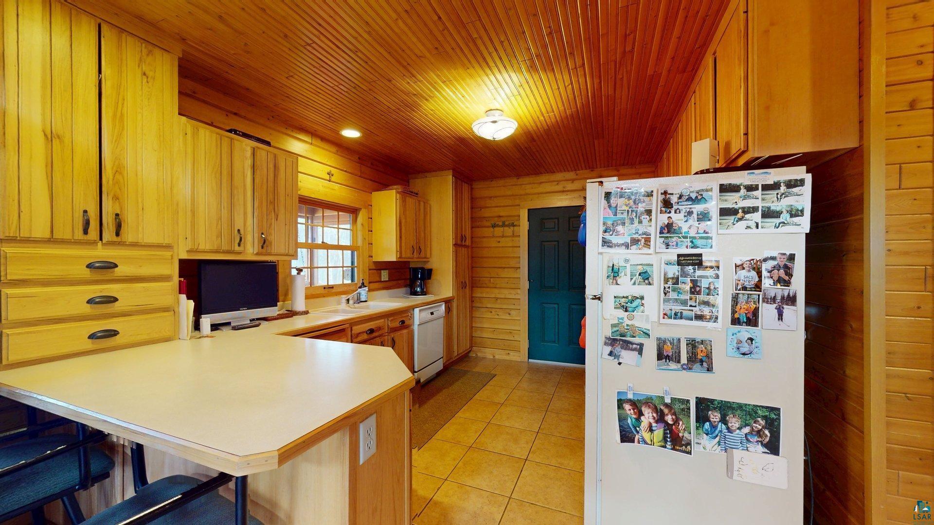 7272 Far North Road Orr, MN 55771 - Photo 17 of 48