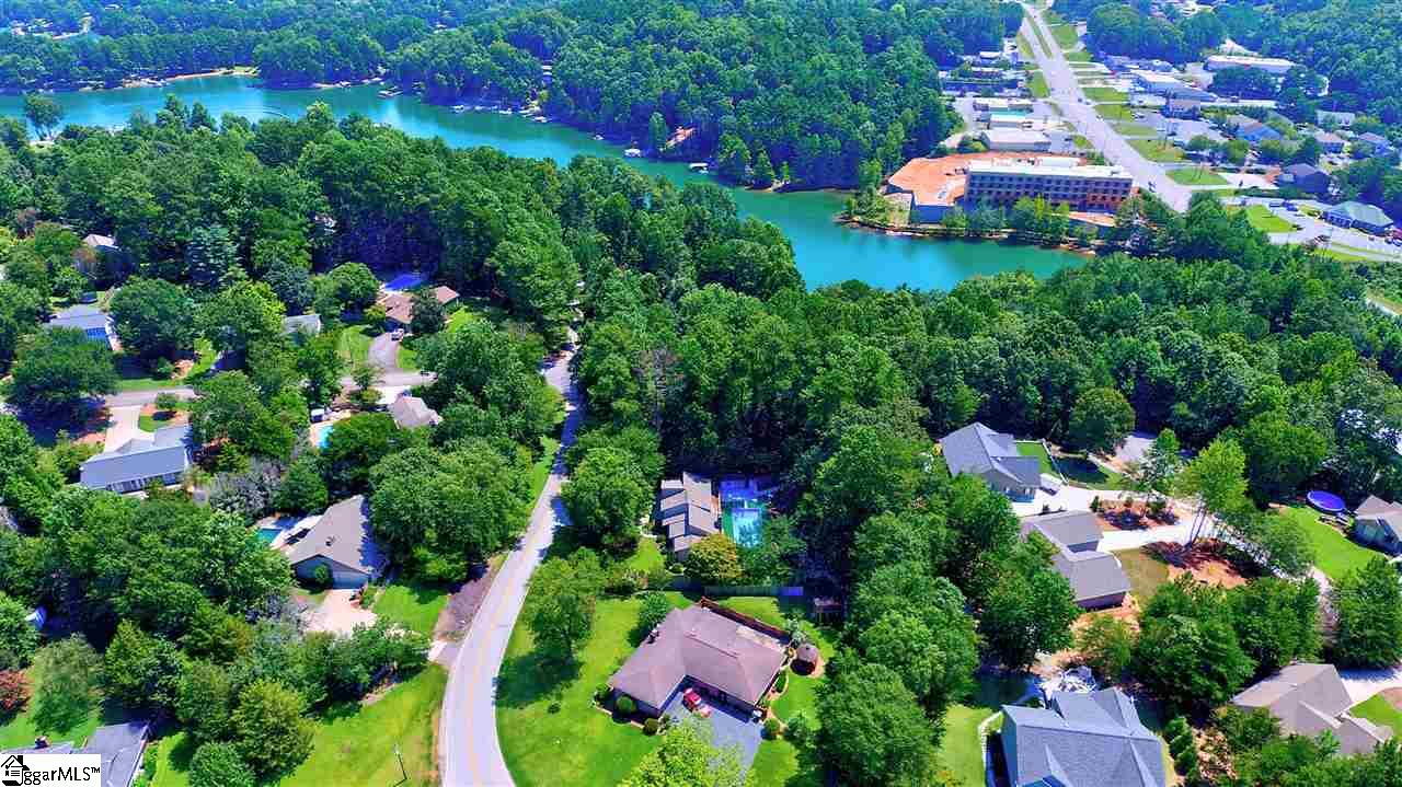 204 Hillandale Road Seneca, SC 29672 - Photo 31 of 36 Gallery Image 31