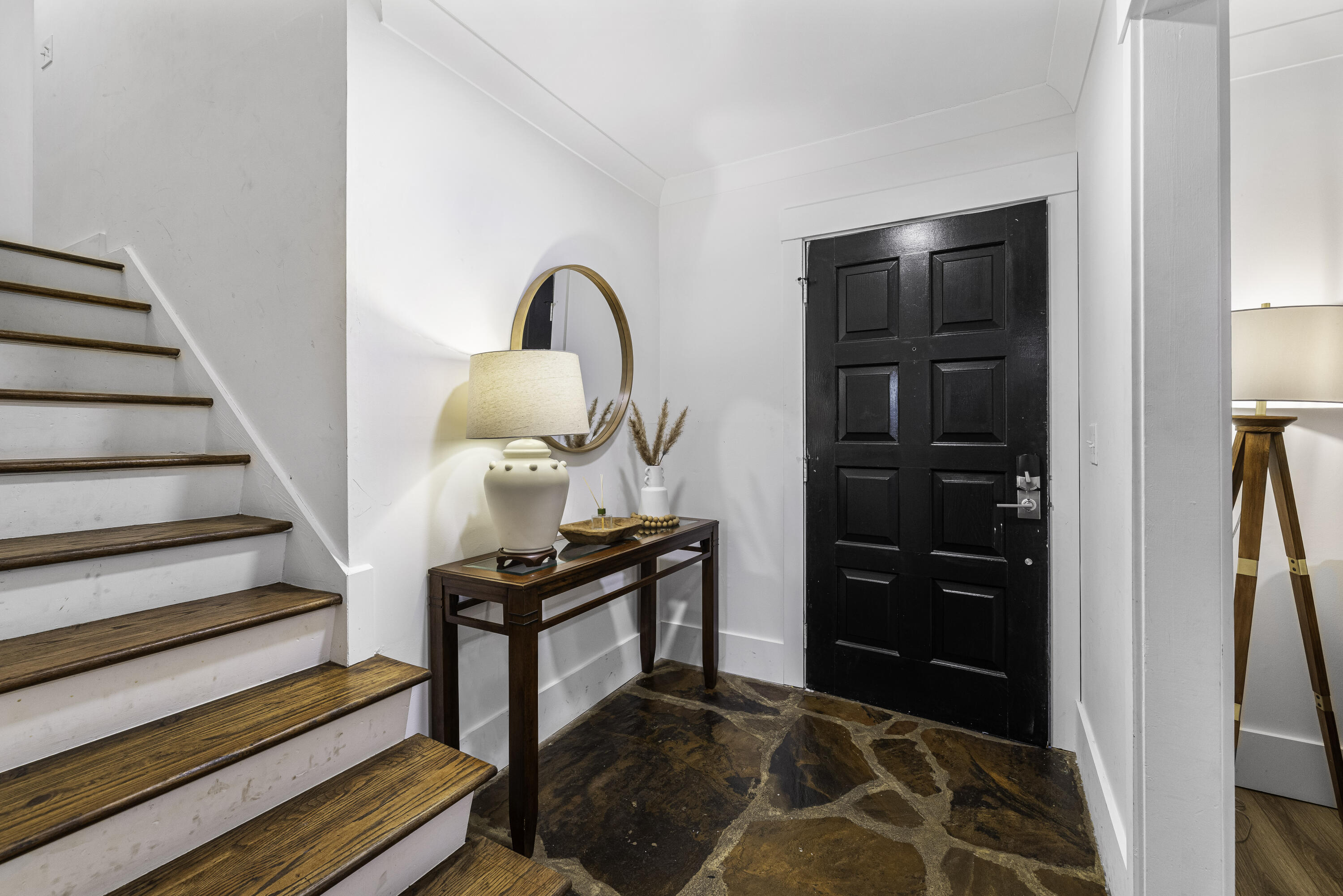 1036_Yeamans_Hall_Rd-15[1]