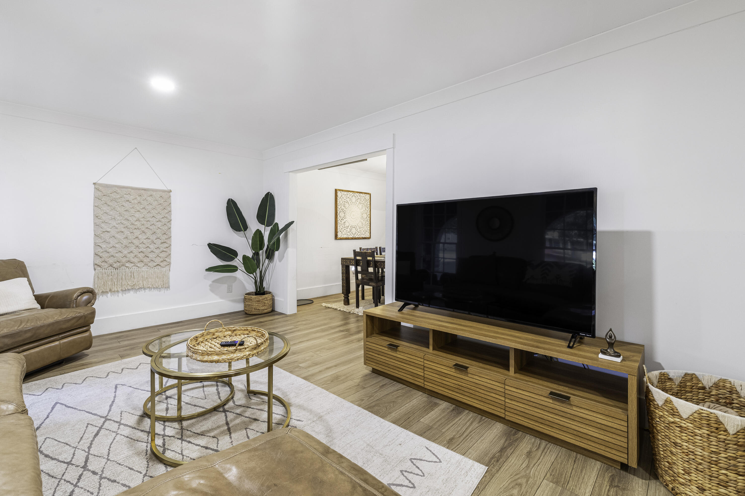 1036_Yeamans_Hall_Rd-17[1]