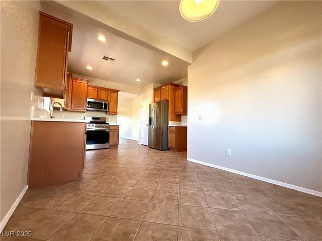 $1,838 | 6167 Saddle Horse Avenue, Las Vegas, NV 89122