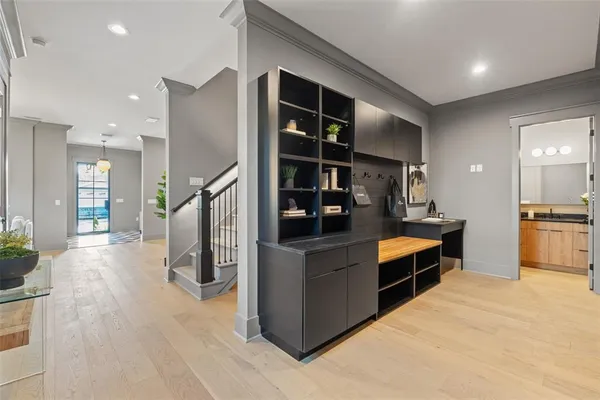 $1,999,999 | 807 West Park Avenue, Tampa, FL 33602