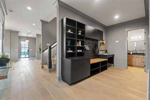 $1,999,999 | 807 West Park Avenue, Tampa, FL 33602