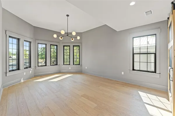 $1,999,999 | 807 West Park Avenue, Tampa, FL 33602