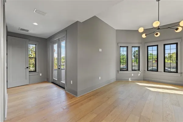 $1,999,999 | 807 West Park Avenue, Tampa, FL 33602