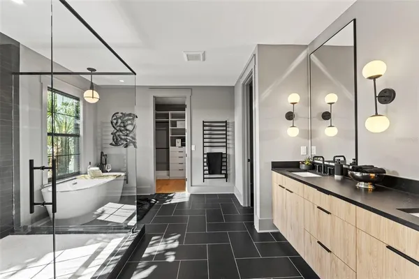 $1,999,999 | 807 West Park Avenue, Tampa, FL 33602