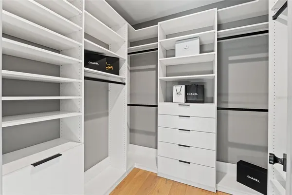 $1,999,999 | 807 West Park Avenue, Tampa, FL 33602