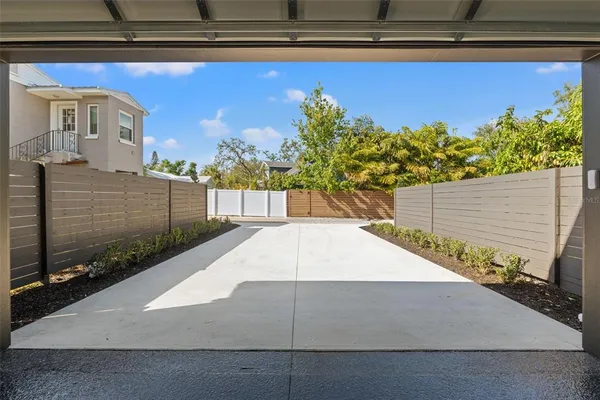 $1,999,999 | 807 West Park Avenue, Tampa, FL 33602