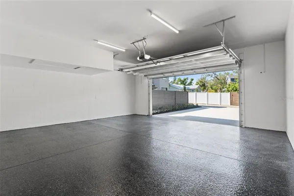 $1,999,999 | 807 West Park Avenue, Tampa, FL 33602