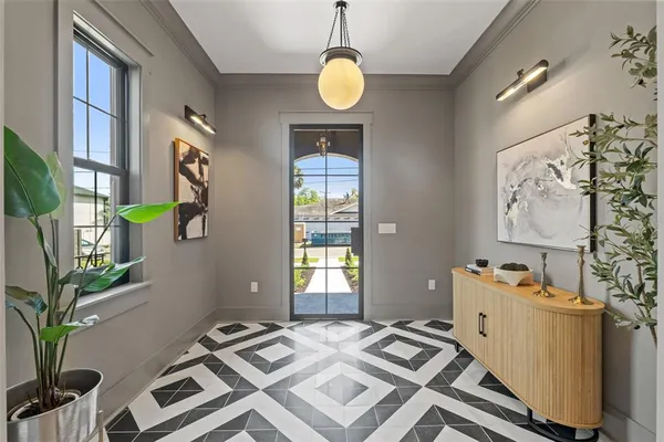 $1,999,999 | 807 West Park Avenue, Tampa, FL 33602