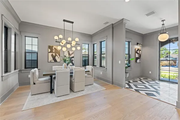 $1,999,999 | 807 West Park Avenue, Tampa, FL 33602