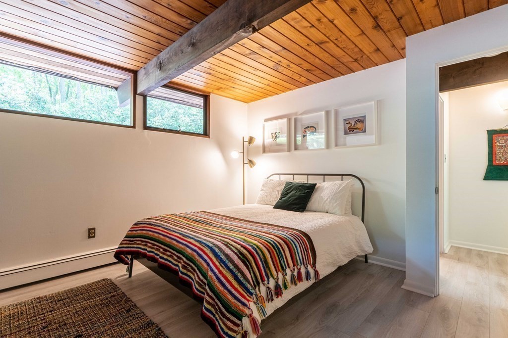 17 Stonehedge Road Lincoln, MA 01773 - Photo 33 of 42 Gallery Image 33