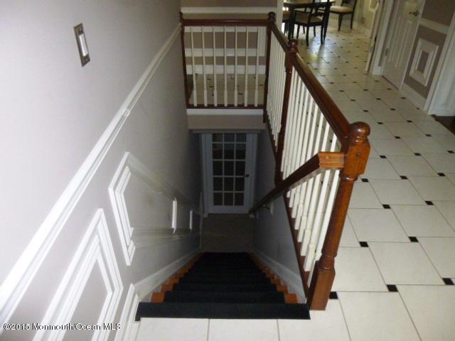 117 South Cooks Bridge Road Jackson, NJ 08527 - Photo 27 of 56 stair case