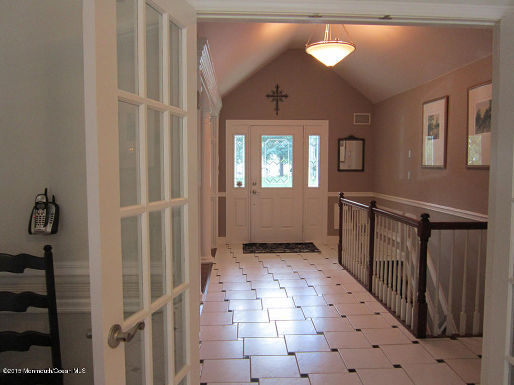 117 South Cooks Bridge Road Jackson, NJ 08527 - Photo 3 of 56 foyer