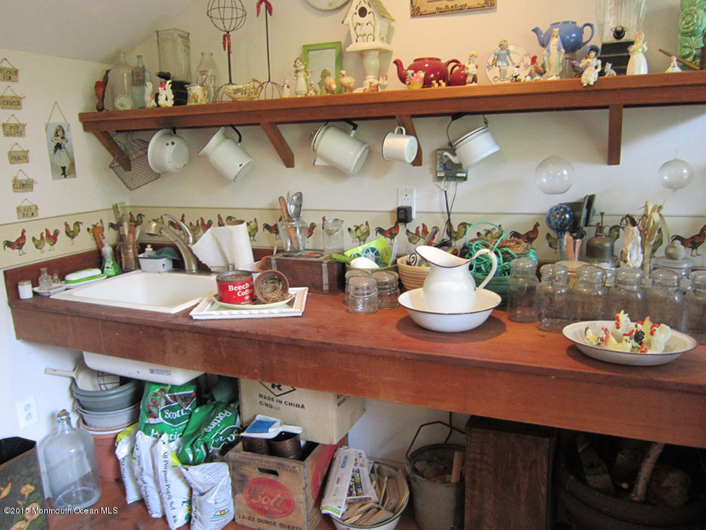 117 South Cooks Bridge Road Jackson, NJ 08527 - Photo 47 of 56 Inside-the-Potting-Shed