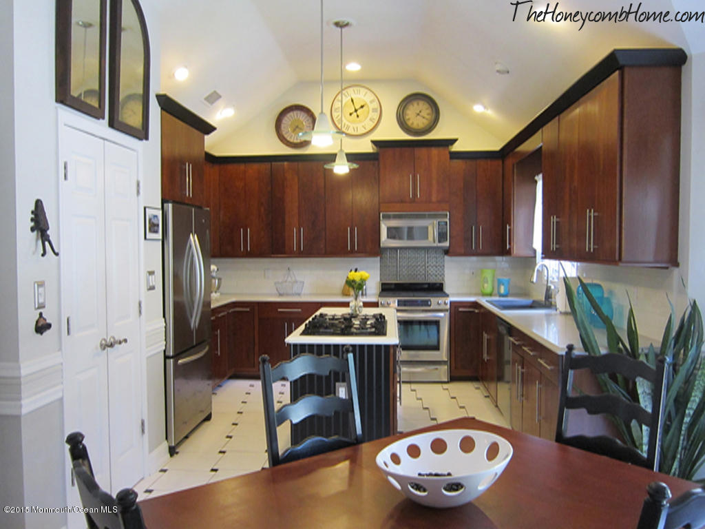 117 South Cooks Bridge Road Jackson, NJ 08527 - Photo 9 of 56 gorgeous-kitchen