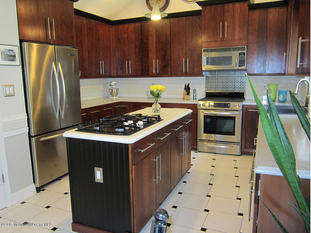 117 South Cooks Bridge Road Jackson, NJ 08527 - Photo 10 of 56 Kitchen-view