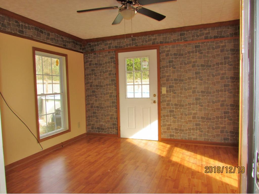 1929 Holly Creek Road Greeneville, TN 37745 - Photo 13 of 36 Photo 13