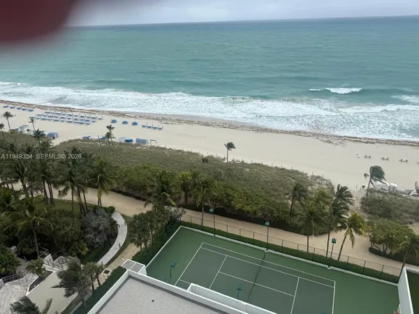 a view of a tennis court