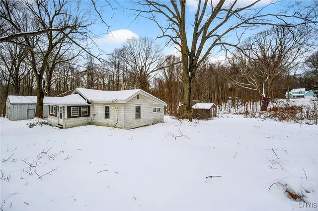 $395,000 | 62 Co Rte 85, Granby, NY 13069