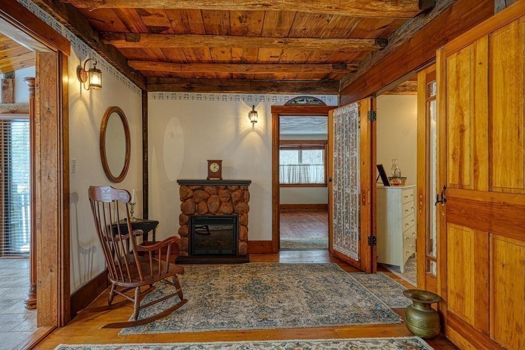 276 Berlin Road Bolton, MA 01740 - Photo 15 of 36
