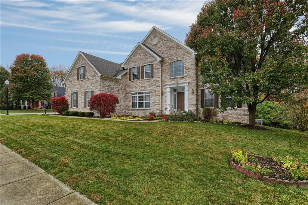 6445 Harrison Ridge Boulevard Indianapolis, IN 46236 - Photo 2 of 58 Gallery Image 2