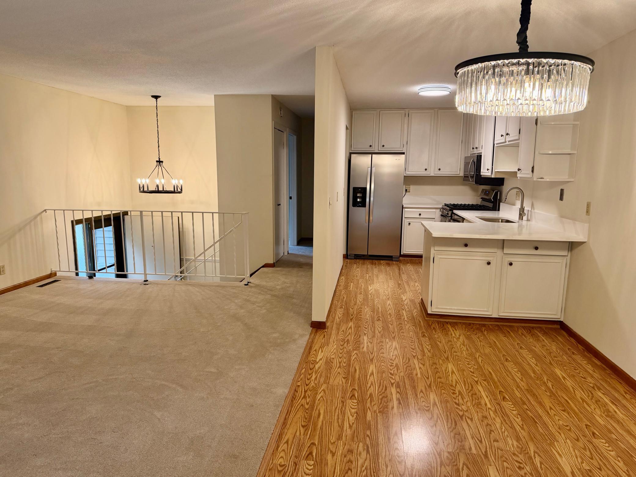 10702 Cavell Road Bloomington, MN 55438 - Photo 2 of 21