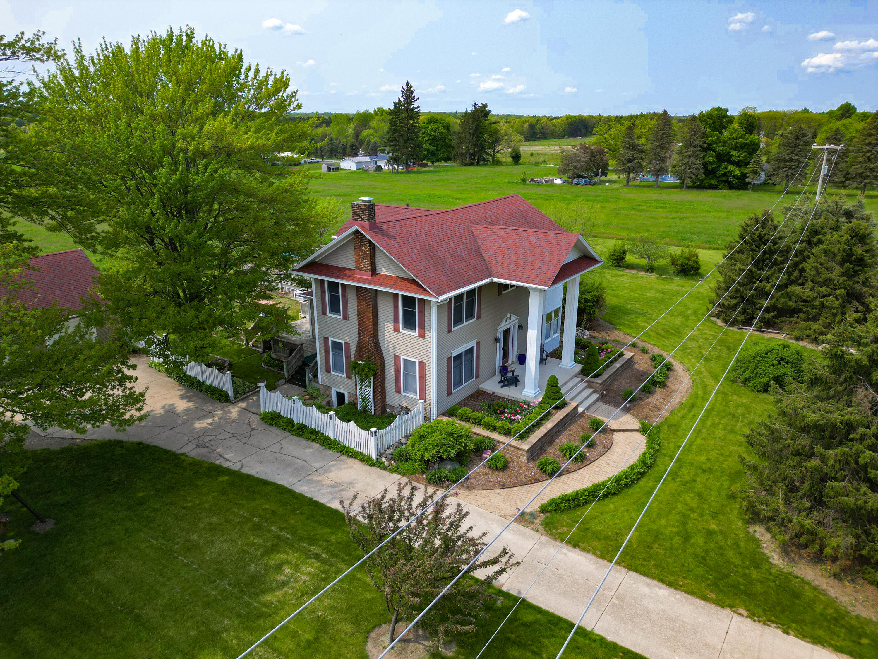 8947 Storey Road Belding, MI 48809 - Photo 2 of 44 Belding House-01