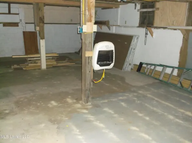 $149,000 | 2113 Summit Holmesville Road, McComb, MS 39648