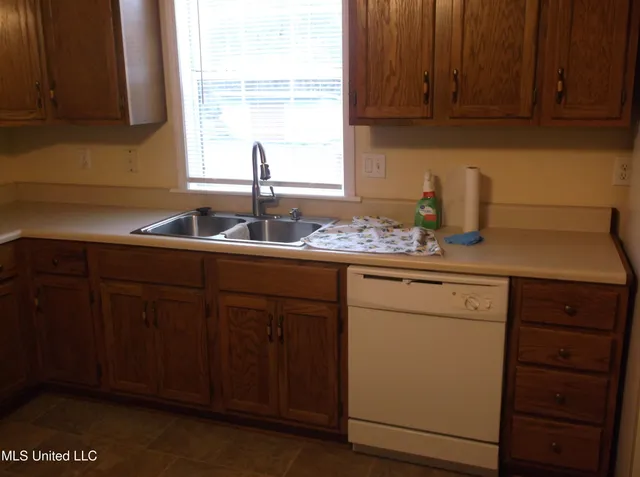 $149,000 | 2113 Summit Holmesville Road, McComb, MS 39648