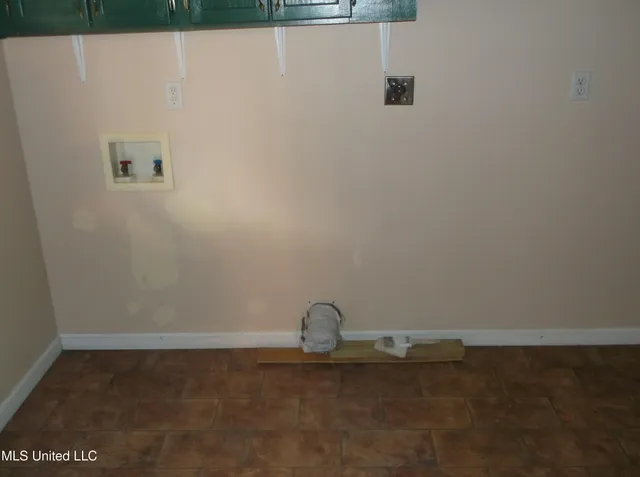 $149,000 | 2113 Summit Holmesville Road, McComb, MS 39648