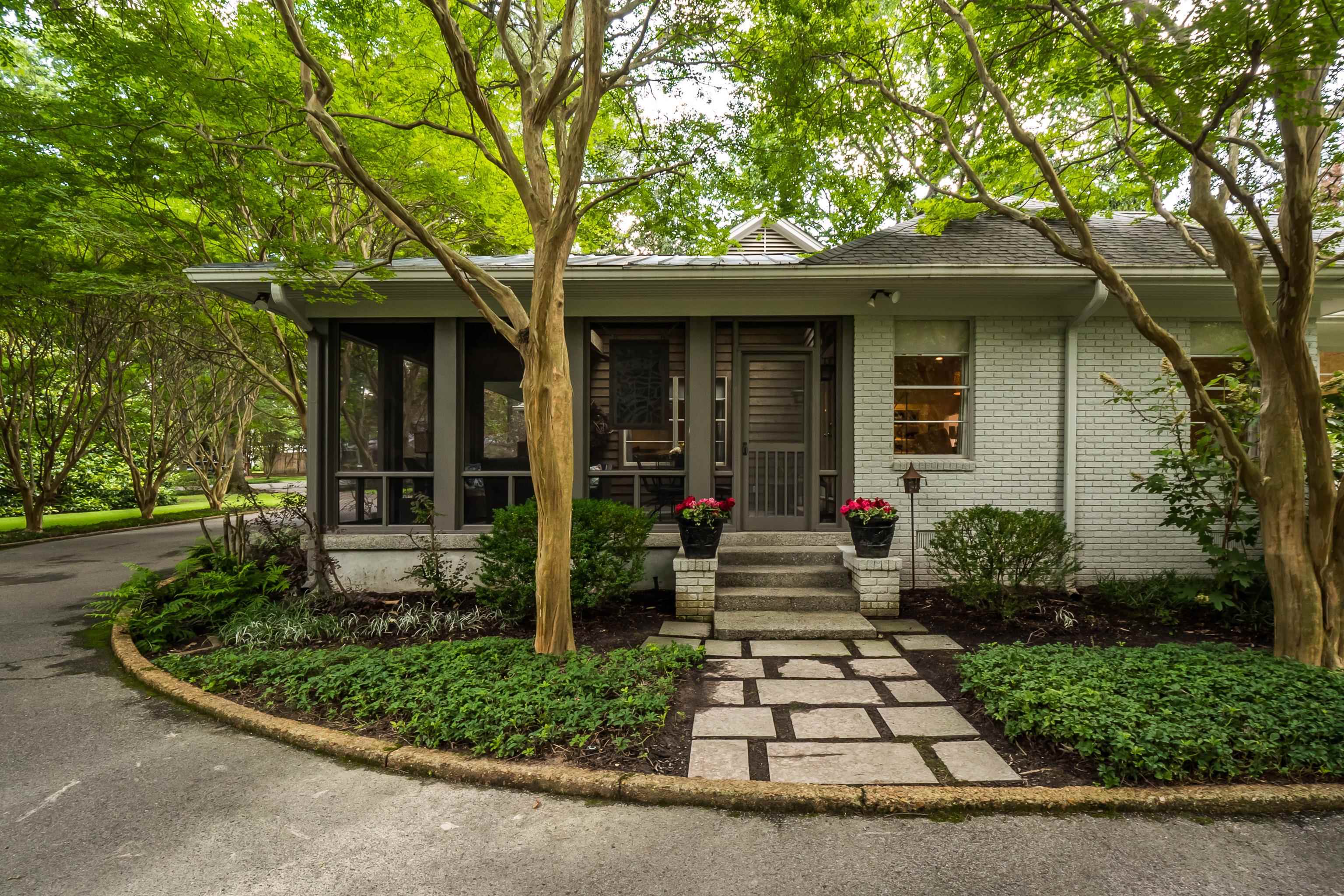 45 South Rose Road Memphis, TN 38111 - Photo 24 of 25 a front view of a house with porch