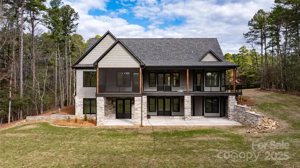 $1,185,000 | 341 Tradition Drive, Mount Gilead, NC 27306