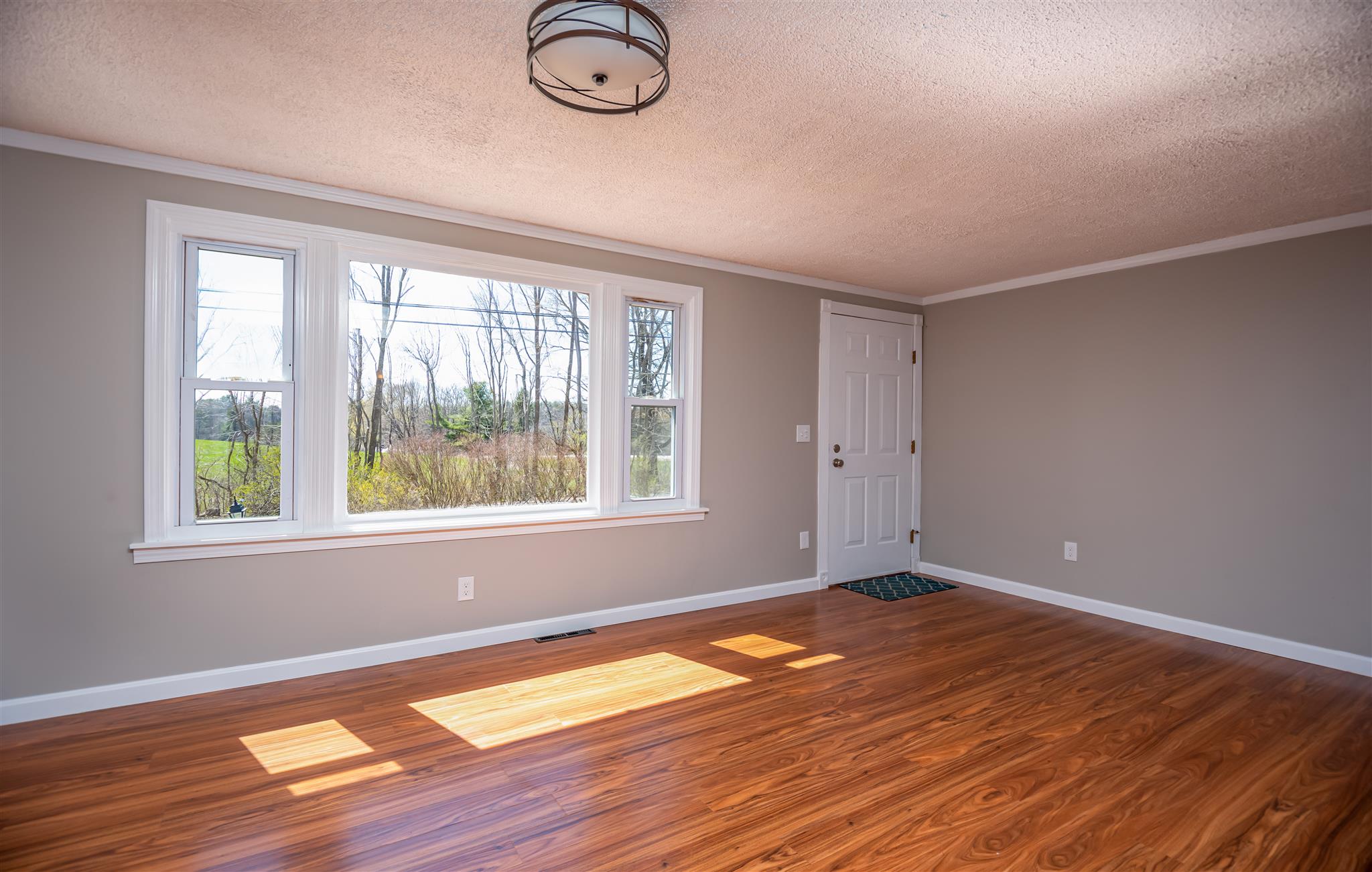 6 Sligo Road Rollinsford, NH 03869 - Photo 3 of 25 Gallery Image 3