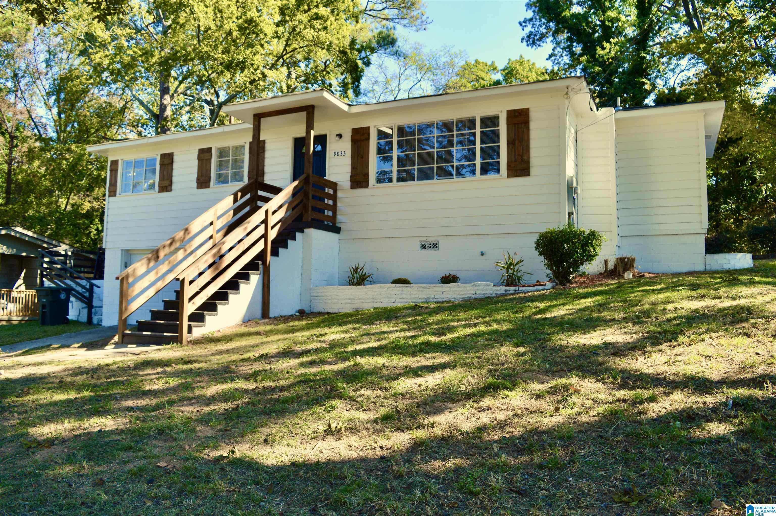 9833 Greenlee Road Birmingham, AL 35215 - Photo 1 of 11