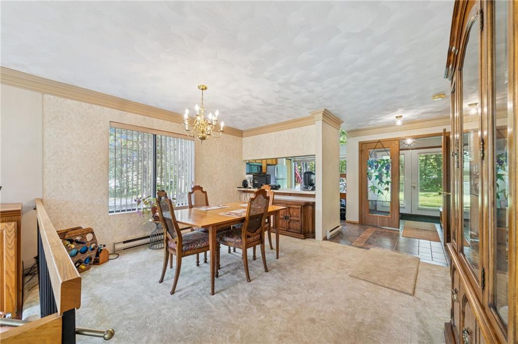 1923 South S Ridge Hidden Valley, PA 15502 - Photo 6 of 41 Gallery Image 6