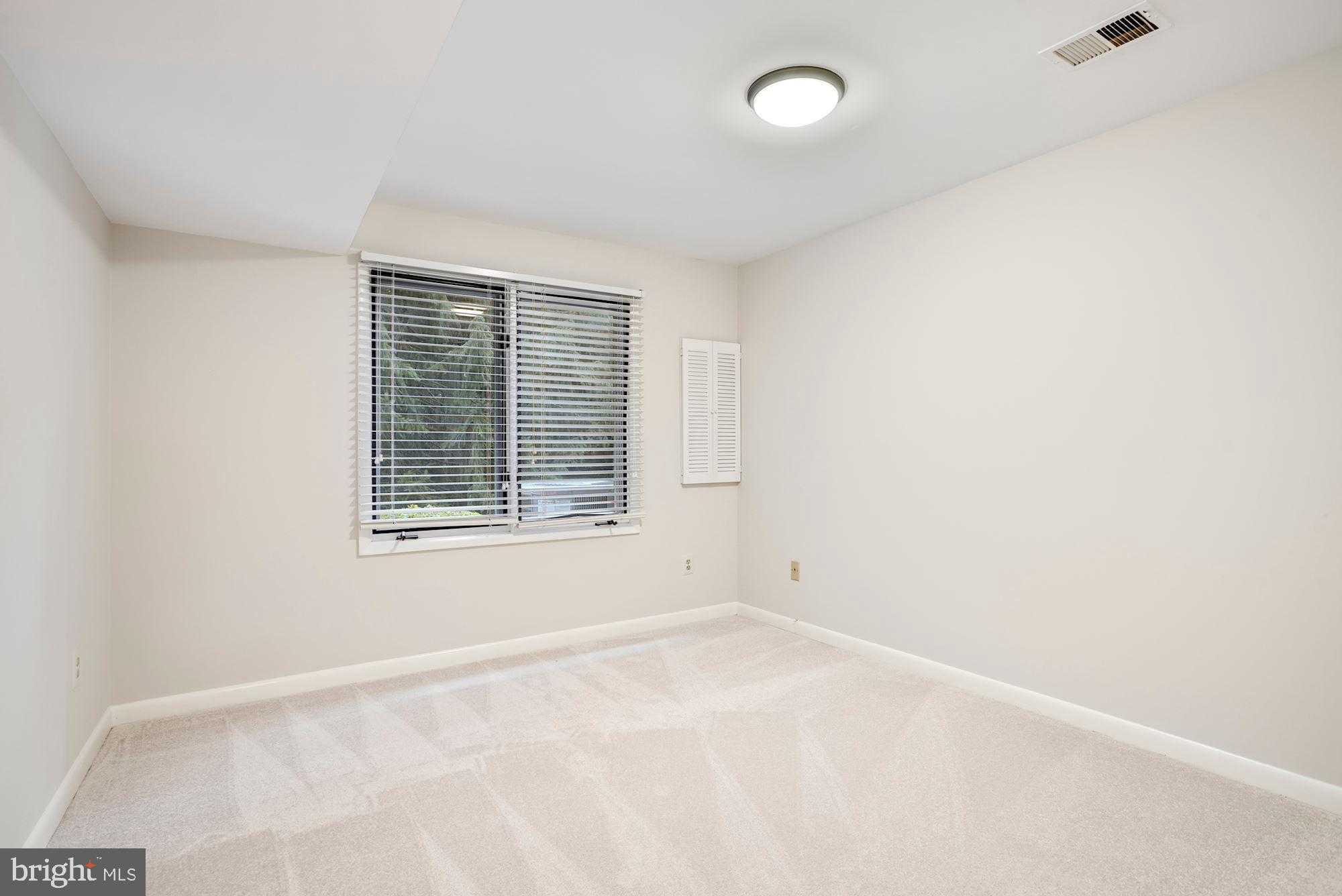 1573 Brass Lantern Way Reston, VA 20194 - Photo 37 of 46 Bedroom 3