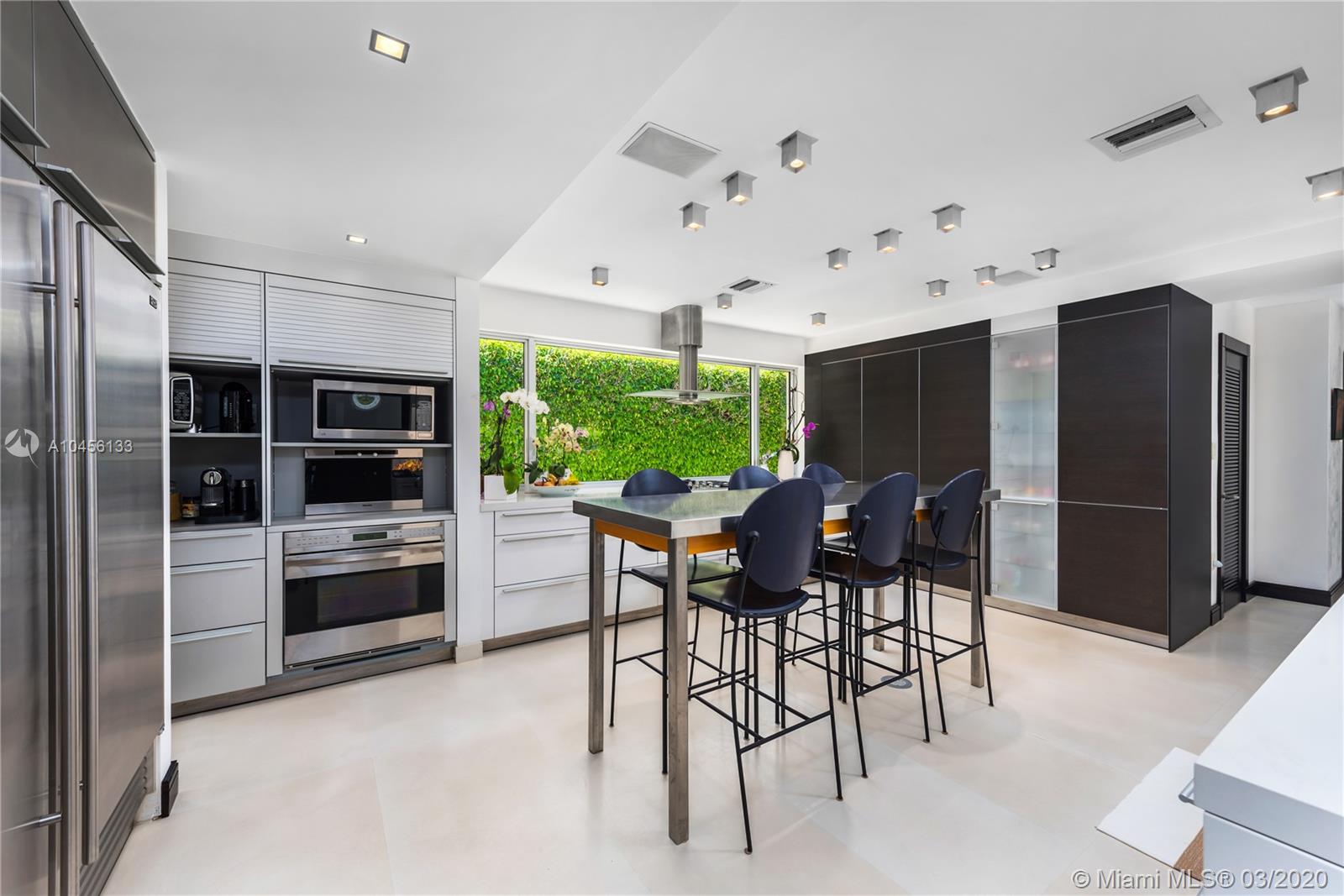 125 Ocean Boulevard Golden Beach, FL 33160 - Photo 4 of 23