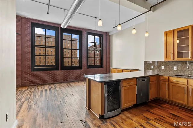 $1,500 | 1520 Washington Avenue, Unit 416, St. Louis, MO 63103