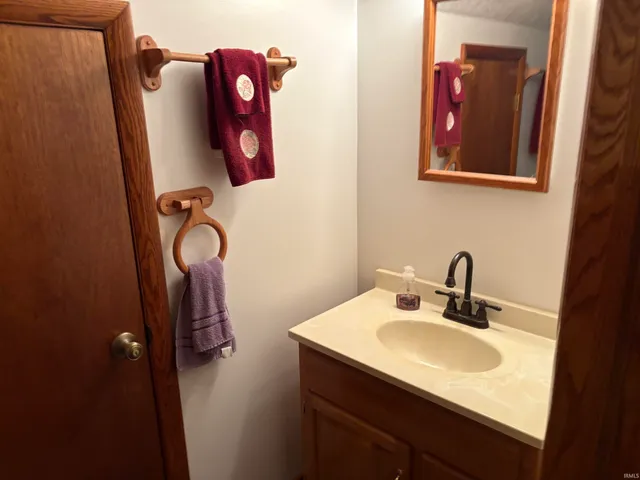 $335,000 | 1540 Troy Road, Washington, IN 47501