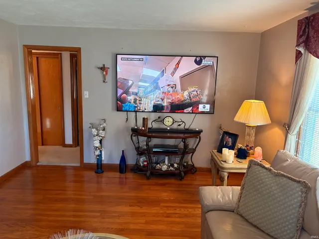 $335,000 | 1540 Troy Road, Washington, IN 47501