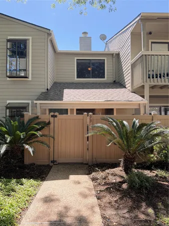 $179,000 | 2379 Briarwest Boulevard, Unit 93, Houston, TX 77077