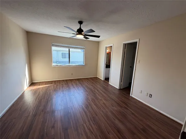 $179,000 | 2379 Briarwest Boulevard, Unit 93, Houston, TX 77077