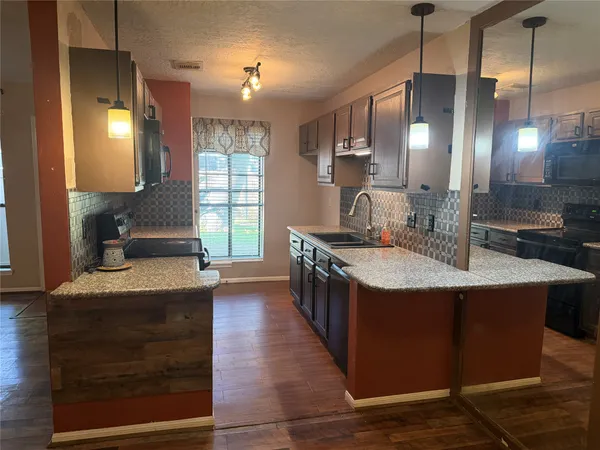 $179,000 | 2379 Briarwest Boulevard, Unit 93, Houston, TX 77077