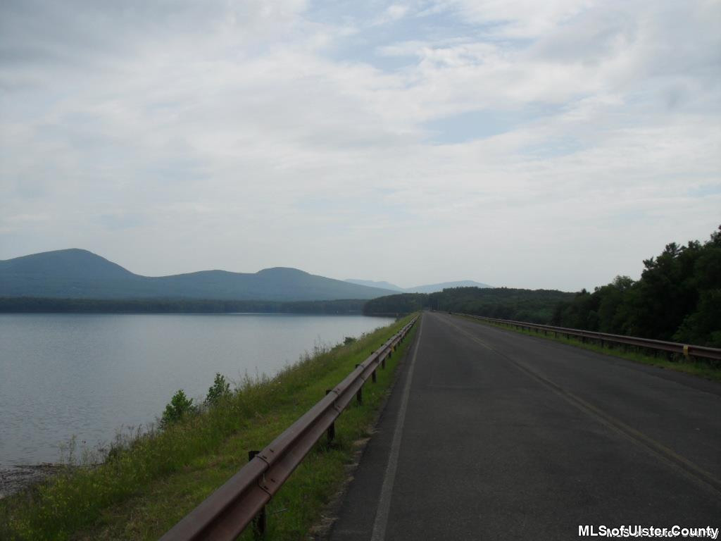 14 Reservoir Road Shokan, NY 12481 - Photo 4 of 19 Short distance