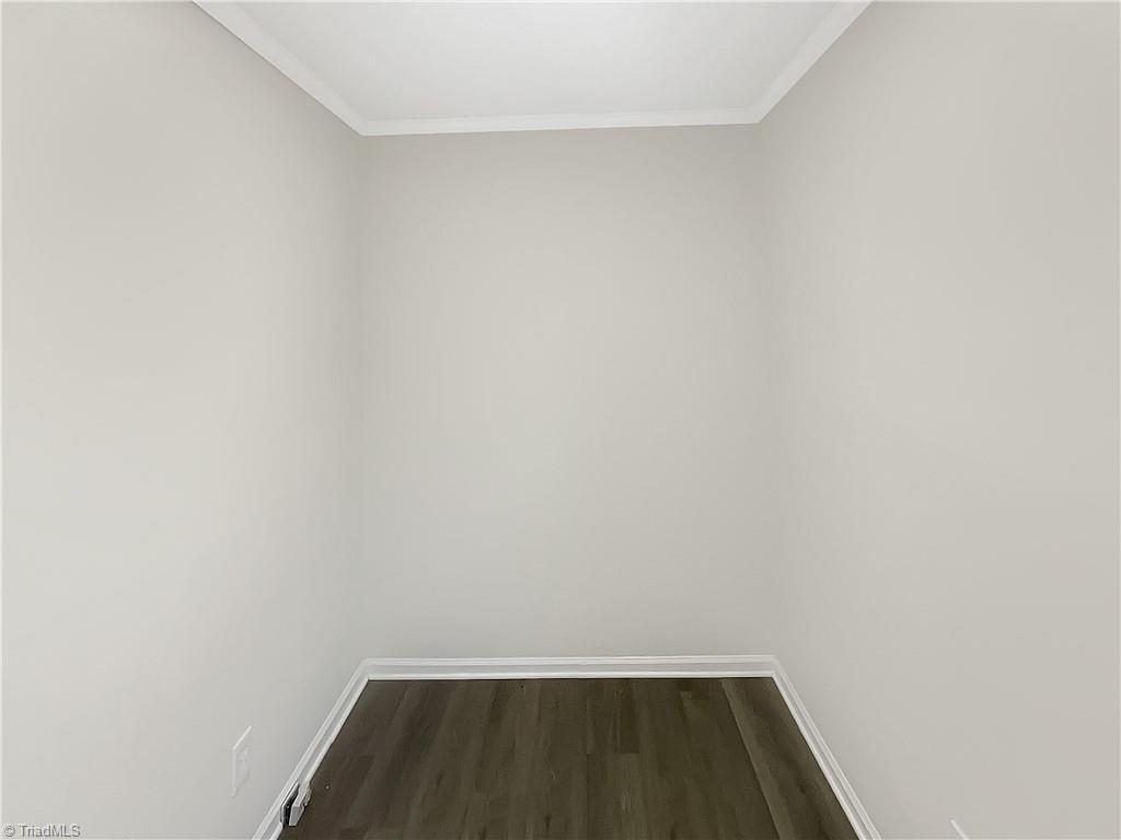 2821 Edgewood Avenue Burlington, NC 27215 - Photo 14 of 24