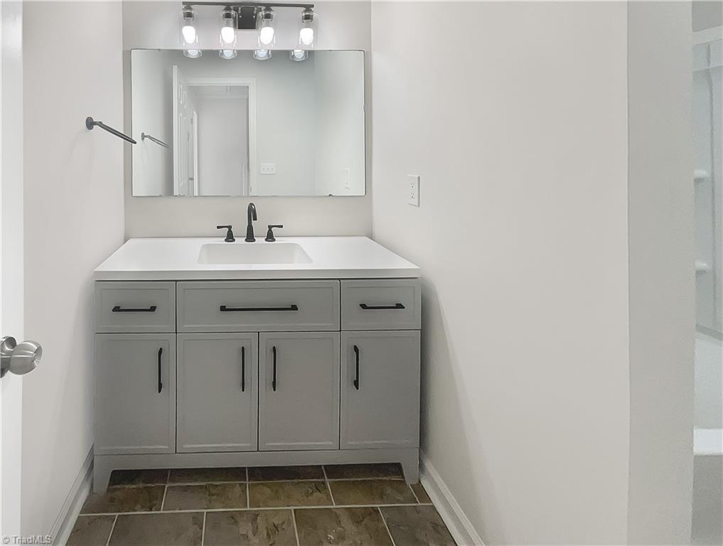 2821 Edgewood Avenue Burlington, NC 27215 - Photo 18 of 24