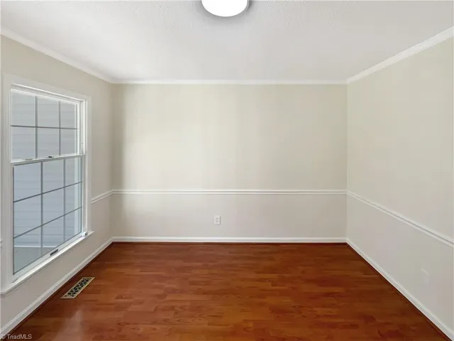 $337,000 | 2821 Edgewood Avenue, Burlington, NC 27215