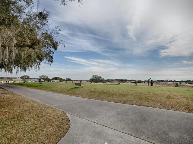 $340,000 | 10952 South E 169th Place, Summerfield, FL 34491