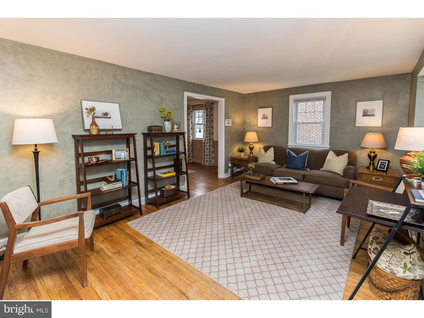 508 Holmes Road Morton, PA 19070 - Photo 2 of 25 Family Room